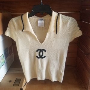 Vintage Chanel Knit Sweater top with collar